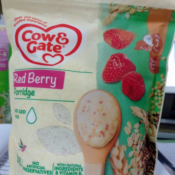 Cow & Gate red berry Porridge